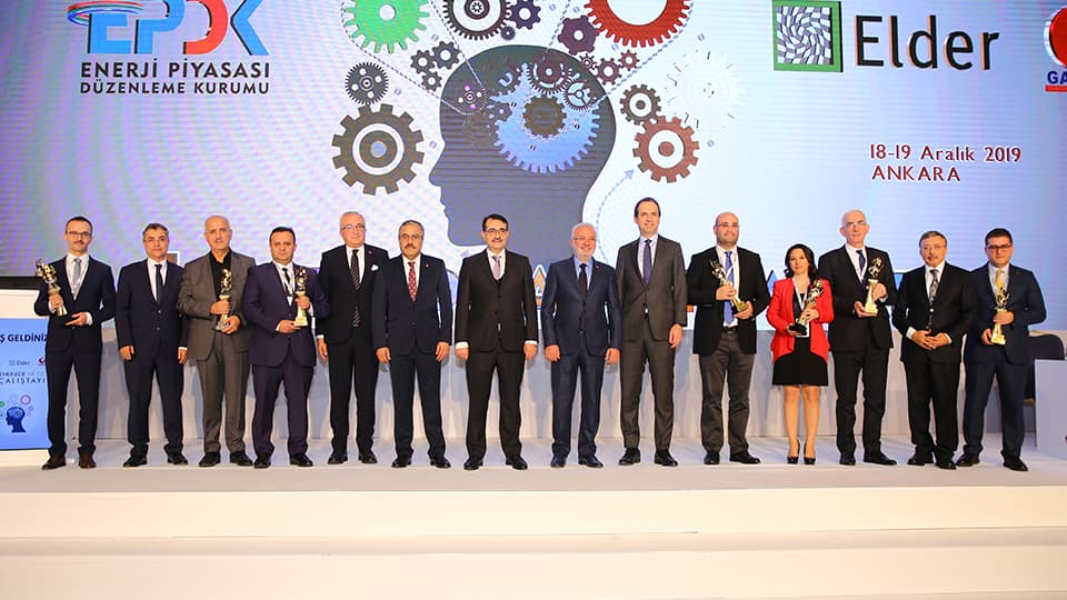 ADM and GDZ Elektrik Dağıtım won an R&D Award for the ‘Smart Wristband’ they developed